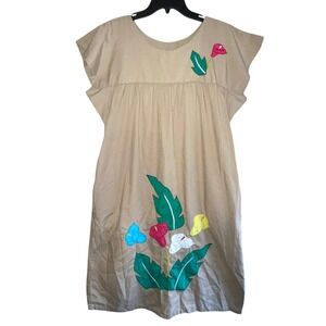 Vintage Tan Floral Applique Shift Mumu Dress Short Sleeve Pockets Tan M